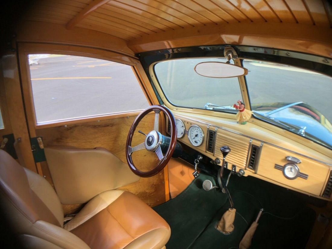 1939 Ford Deluxe Woodie - photo 12