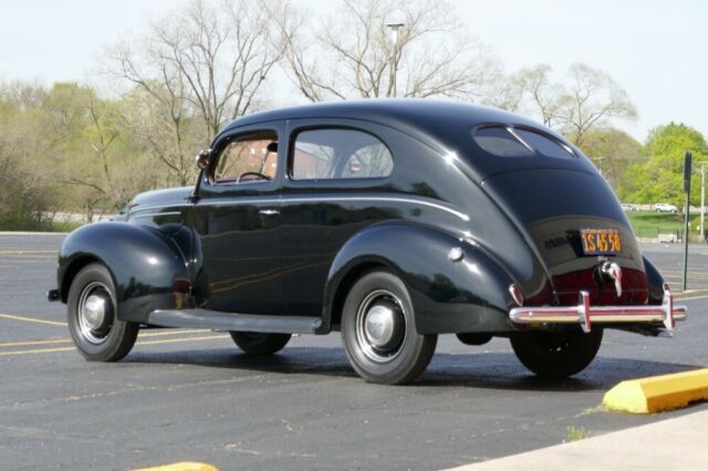 1939 Ford Hot Rod / Street Rod -RESTORED TO ORIGINAL-2 DOOR SEDAN-BLACK BEAUTY- - photo 4
