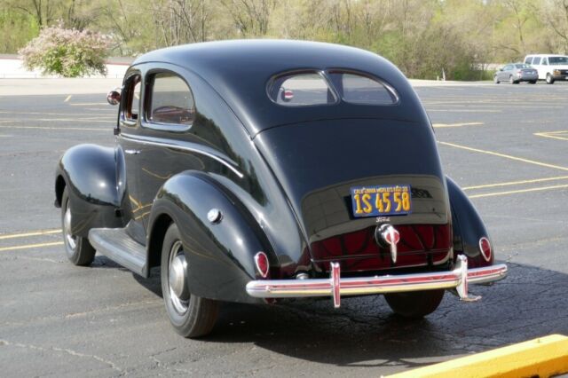 1939 Ford Hot Rod / Street Rod -RESTORED TO ORIGINAL-2 DOOR SEDAN-BLACK BEAUTY- - photo 5