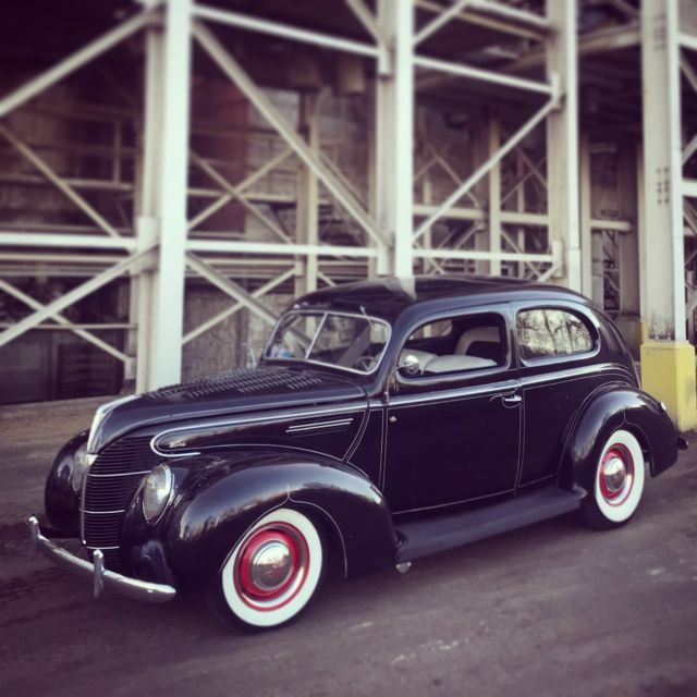 1939 Ford Tudor Standard - photo 2