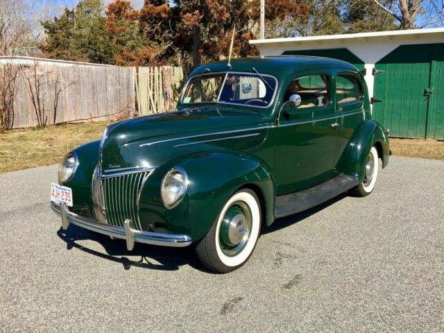 1939 Ford Tudor Deluxe Sedan - Dartmouth Green - REDUCED PRICE 1939 Ford Tudor Deluxe Sedan Dartmouth Green