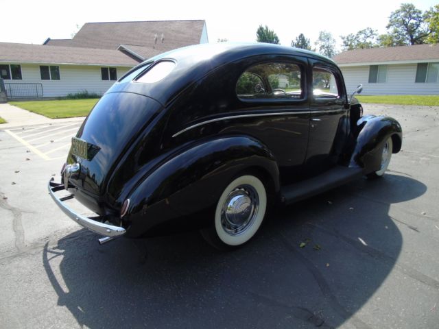 1939 Ford Tudor Standard Sedan Light Custom Restored 1939 Ford Standard Tudor