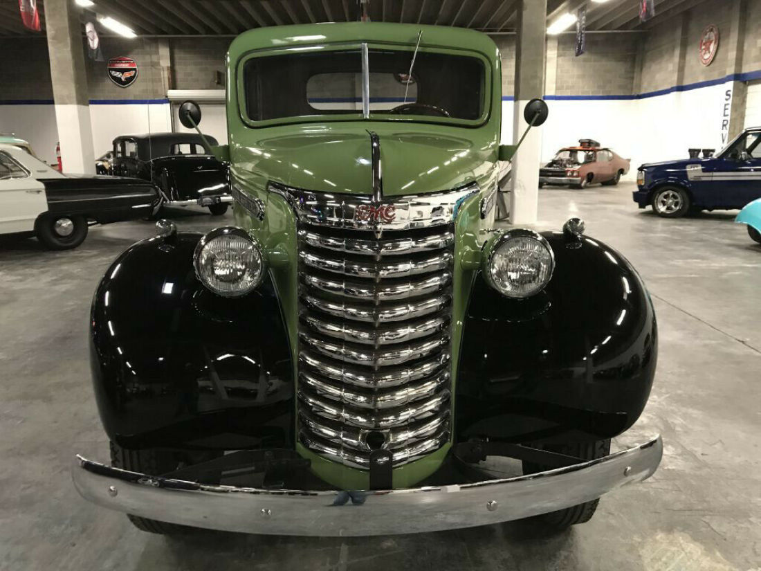 1939 GMC 1.5 TON FLATBED FARM TRUCK - photo 8