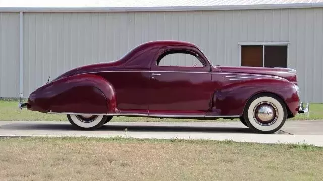1939 Lincoln Zephyr Coupe Red 1939 Lincoln Zephyr