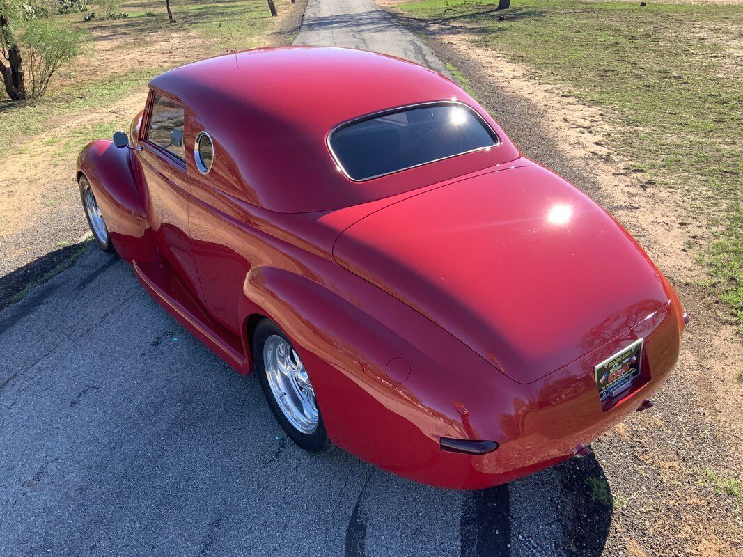 1939 Mercury Convertible Club Coupe - photo 3