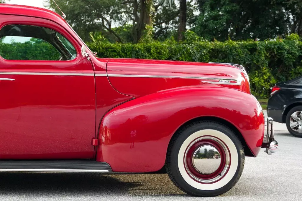 1939 Mercury Eight Town Sedan - photo 11