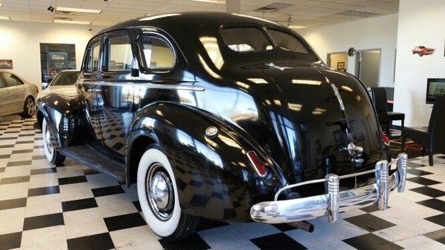 1939 Nash 4dr - photo 3