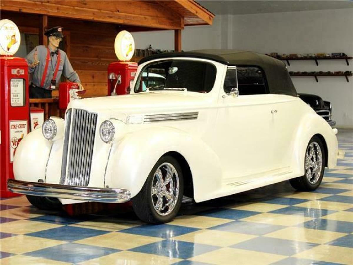 1939 Packard 120 Convertible - photo 4