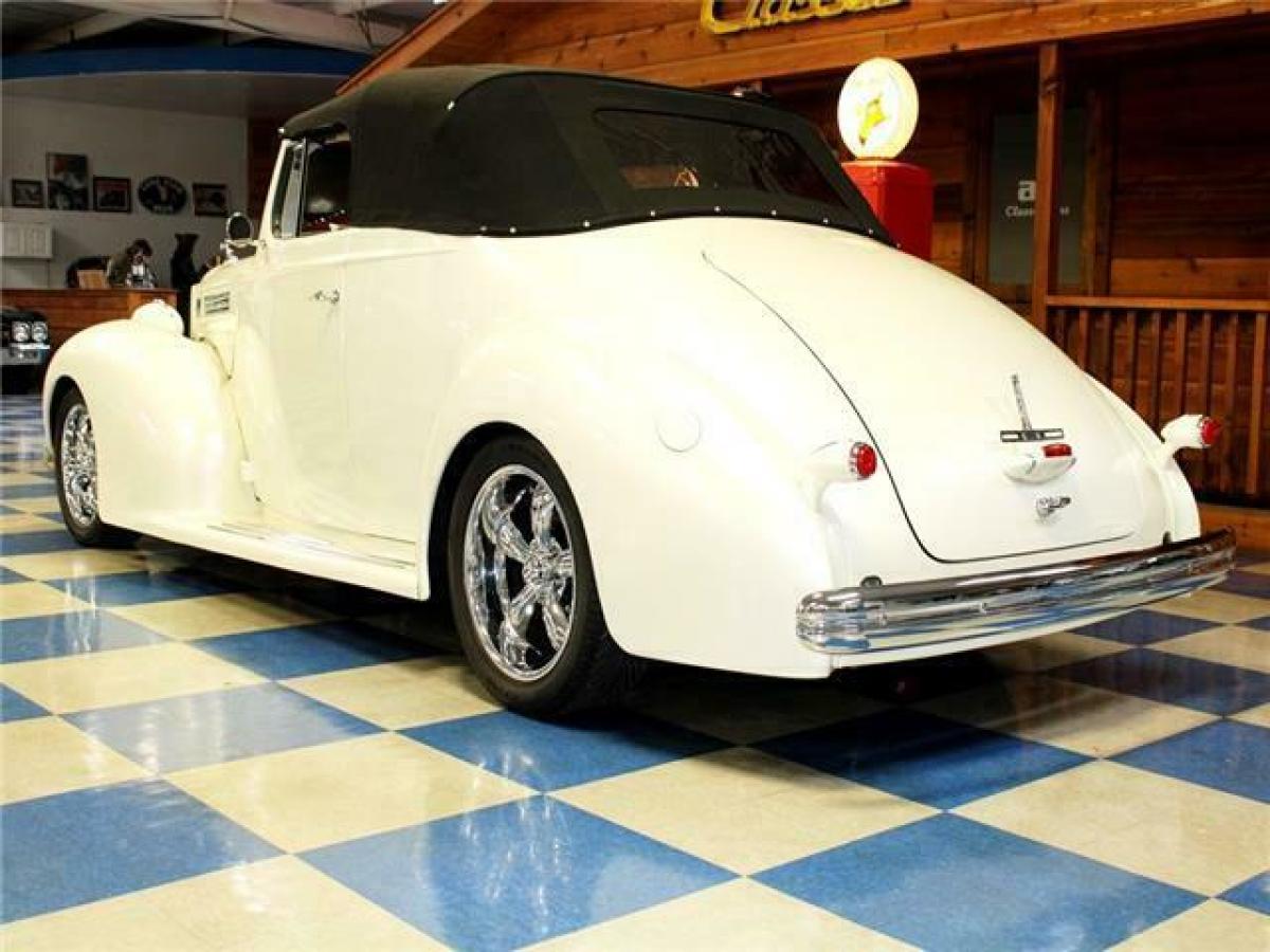 1939 Packard 120 Convertible - photo 7