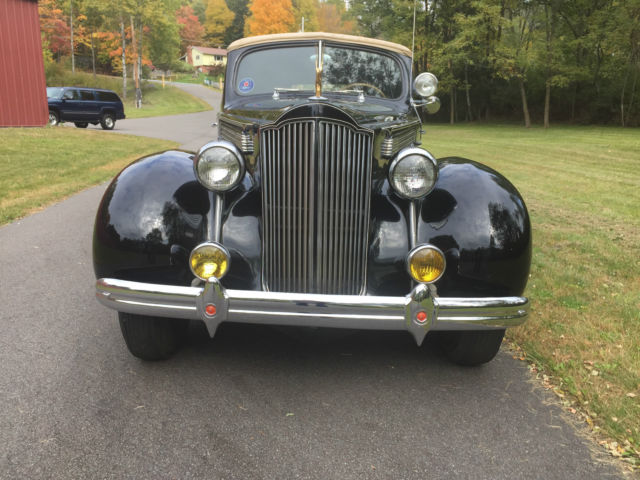 1939 Packard 4 door Convertible - photo 2