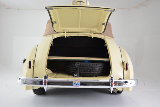 1939 Packard Convertible Coupe - photo 3