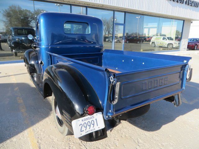 1939 Dodge Tc - photo 3
