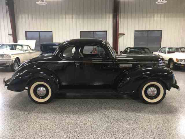 1939 Plymouth Business Coupe - photo 2