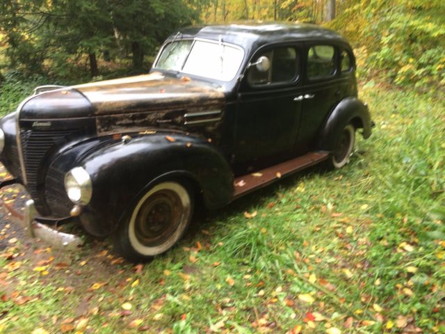 1939 Plymouth Deluxe - photo 2