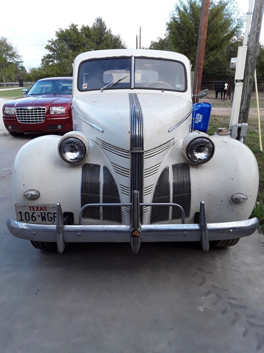 1939 Pontiac Business Coupe - photo 8