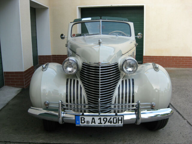 1940 Cadillac Fleetwood Big Series 40-7567 convertible - photo 4