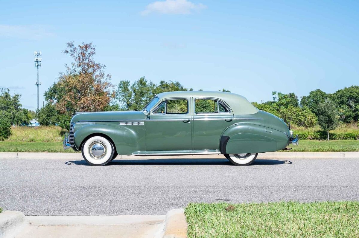 1940 Buick Roadmaster Sedan, Great Condition - photo 2