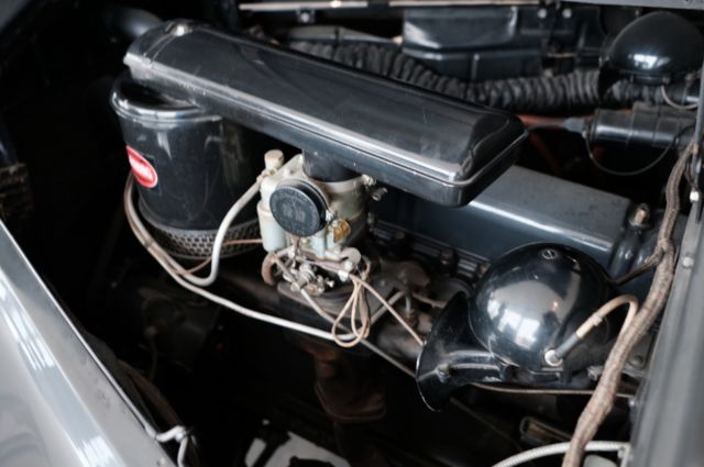 1940 Buick Super 4-Door Sedan - photo 10