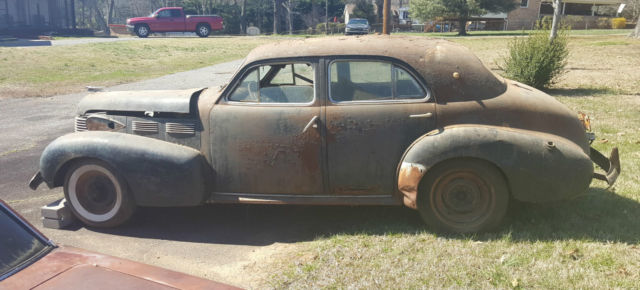 1940 CADILLAC 4 DOOR SEDAN 62 SERIES? 3 SPEED ALL ORIGINAL CADILLAC NEEDS RESTOR 1940 Cadillac CADILLAC