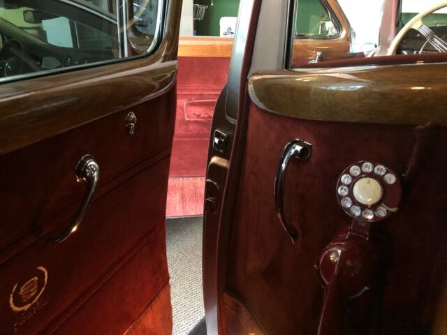 1940 Cadillac Fleetwood Limousine - photo 11