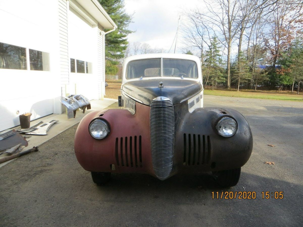1940 Cadillac LaSalle model 50 Sedan 1940 Other Makes