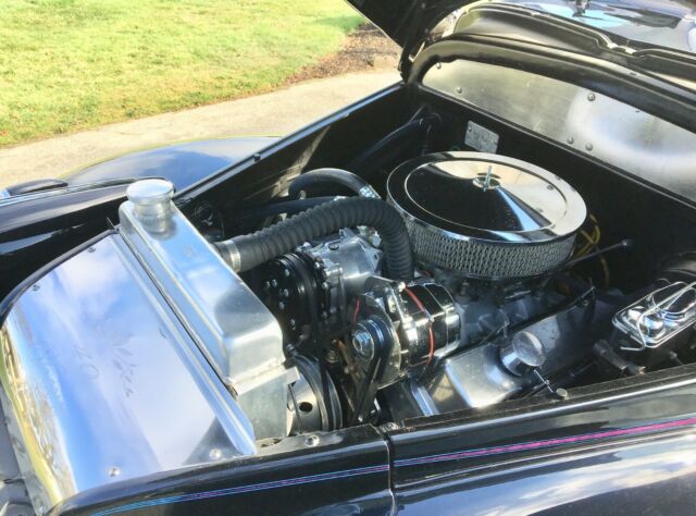 1940 Chevrolet Resto Mod Show Car Deluxe Coupe - photo 12