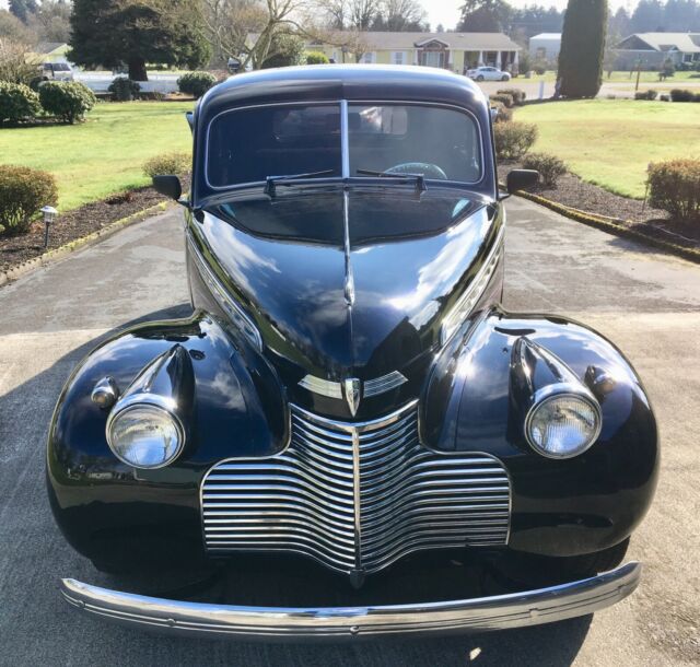 1940 Chevrolet Resto Mod Show Car Deluxe Coupe - photo 2