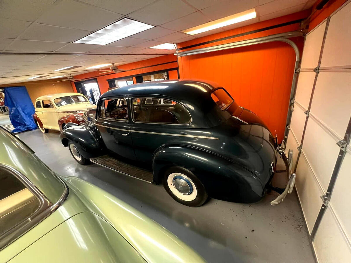 1940 Chevrolet Fleetline deluxe 2 door sedan - photo 4