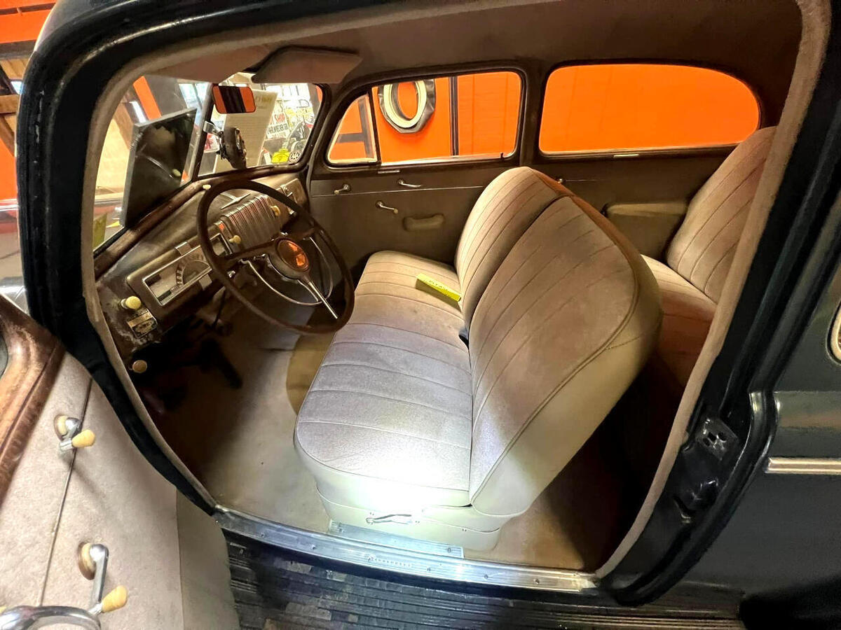 1940 Chevrolet Fleetline deluxe 2 door sedan - photo 6