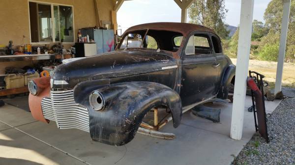 1940 Chevrolet 2 Door Coupe - photo 2