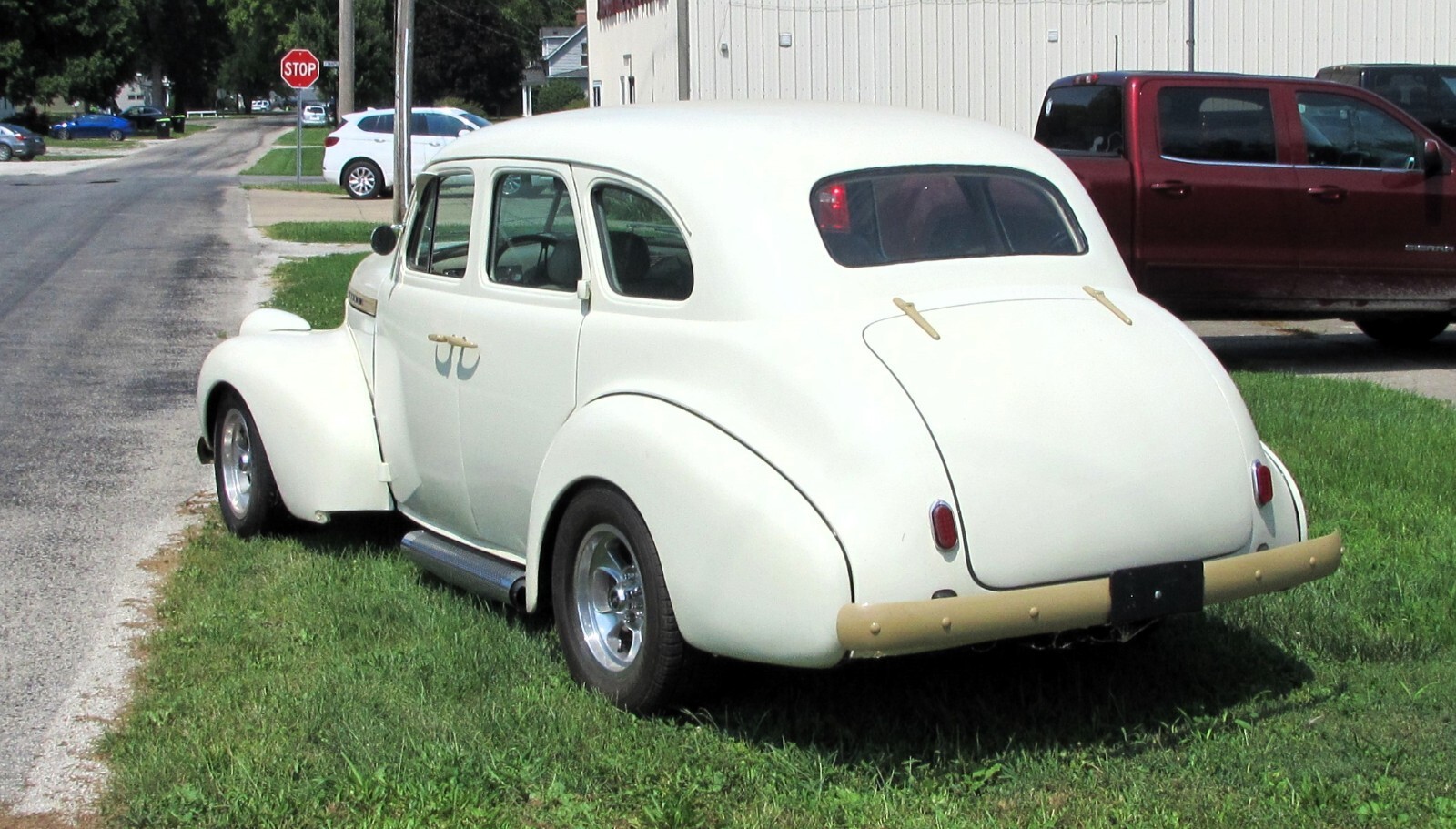 1940 Chevrolet Special Deluxe 4-door - photo 11