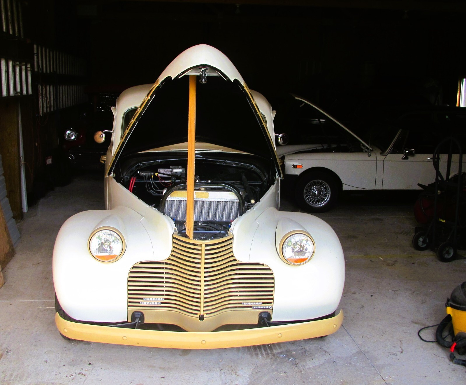 1940 Chevrolet Special Deluxe 4-door - photo 12