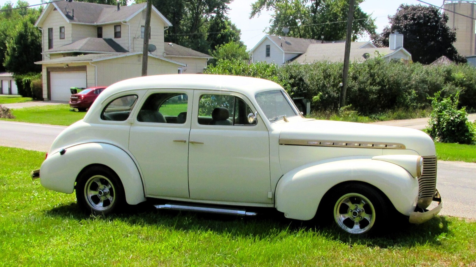 1940 Chevrolet Special Deluxe 4-door - photo 4