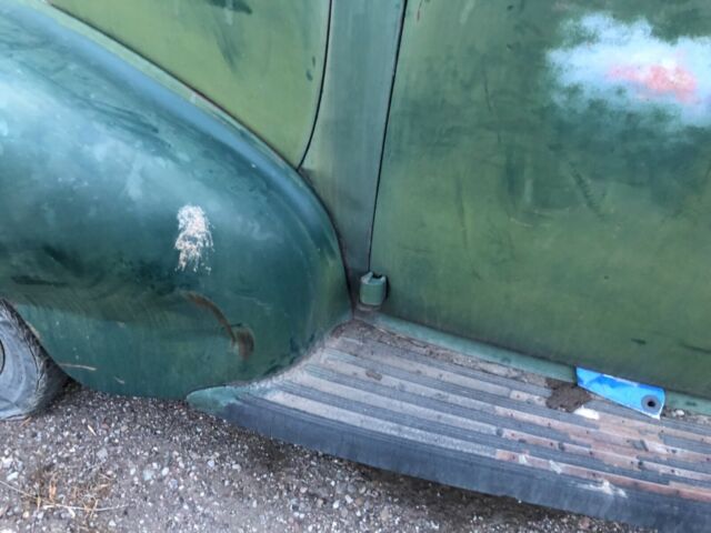 1940 Chevrolet Sedan - photo 4