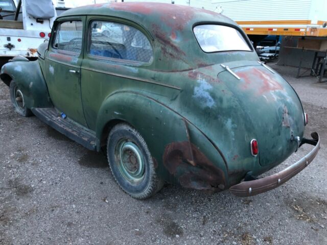 1940 Chevrolet Sedan - photo 6