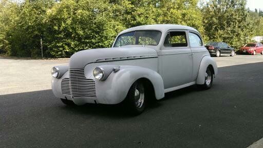 1940 Chevrolet 2 door sedan - photo 2