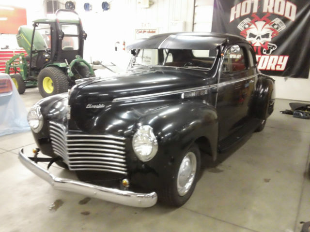 1940 Chrysler Royal 2 door Coupe runs and drives great rebuilt motor rust free 1940 Chrysler Royal