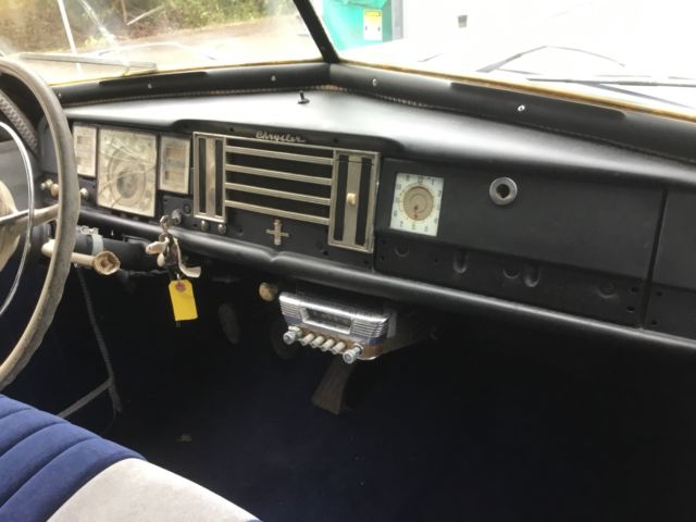 1940 Chrysler Windsor 4 door suicide Deluxe - photo 7