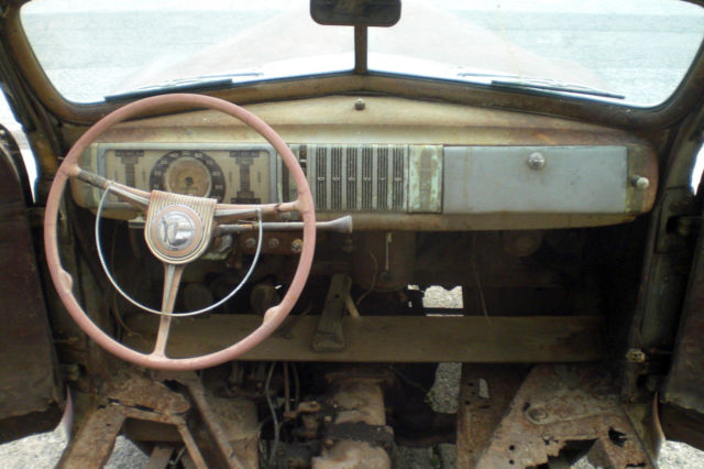 1940 DeSoto Custom Series S7C Convertible - photo 11