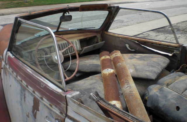 1940 DeSoto Custom Series S7C Convertible - photo 7
