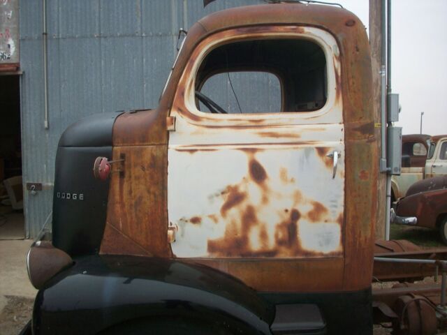 1940 Dodge COE - photo 6