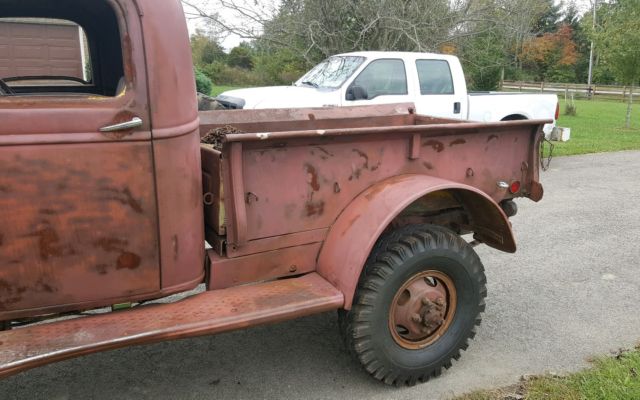 1940 Dodge Power Wagon - photo 6
