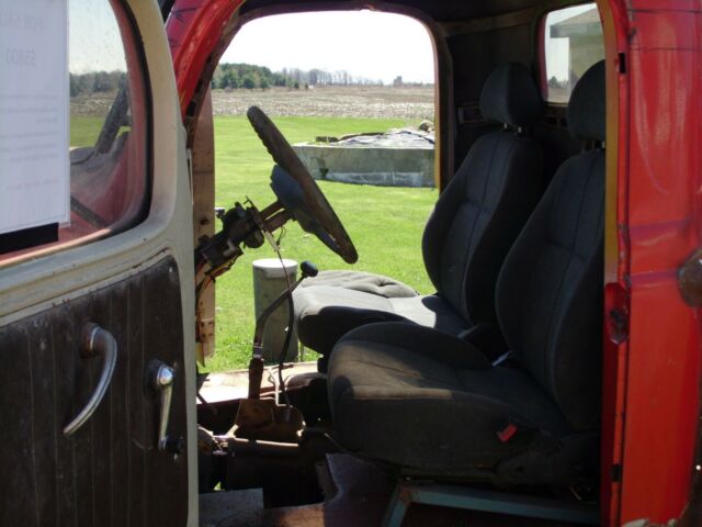 1940 Dodge Power Wagon - photo 3
