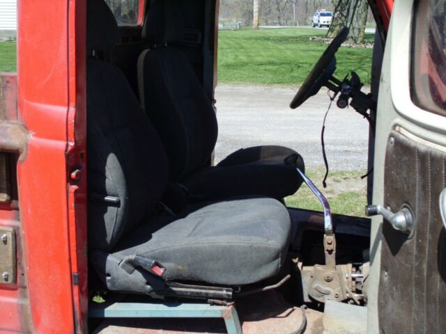 1940 Dodge Power Wagon - photo 5