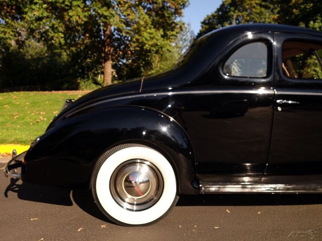 1940 Ford 2 Door Deluxe Business Coupe - photo 6