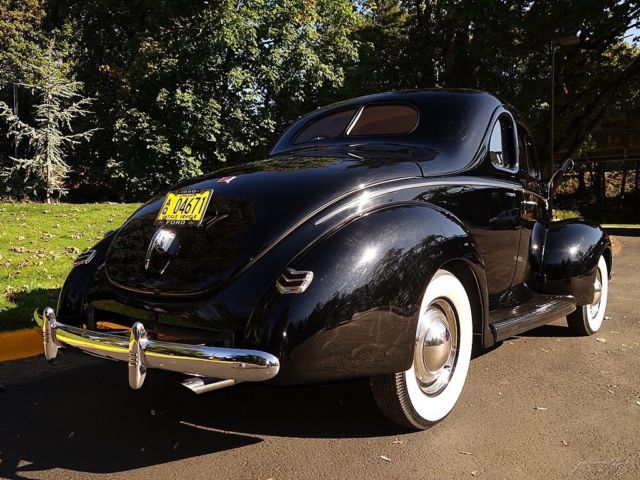 1940 Ford 2 Door Deluxe Business Coupe - photo 7