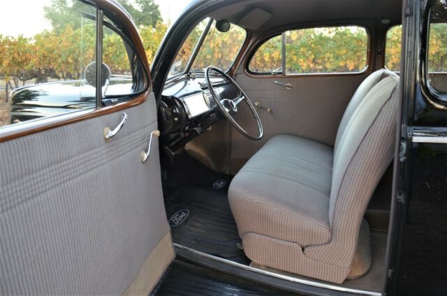 1940 Ford 2 DOOR TUDOR HIGH QUALITY RESTORATION TO FACTORY SPECFICATIONS - photo 13