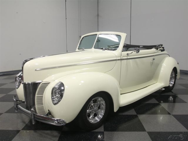 1940 Ford Cabriolet - photo 11