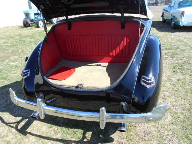 1940 Ford Convertible - photo 8