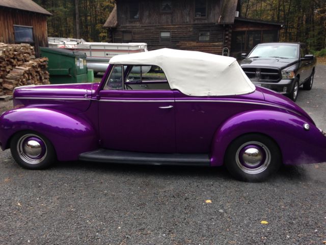 1940 Ford Deluxe Convertible - photo 4